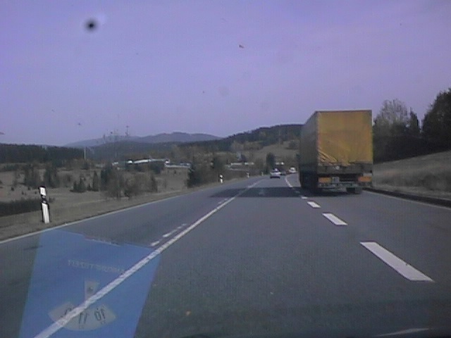 チェコへ続く道路