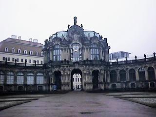ツヴィンガー宮殿